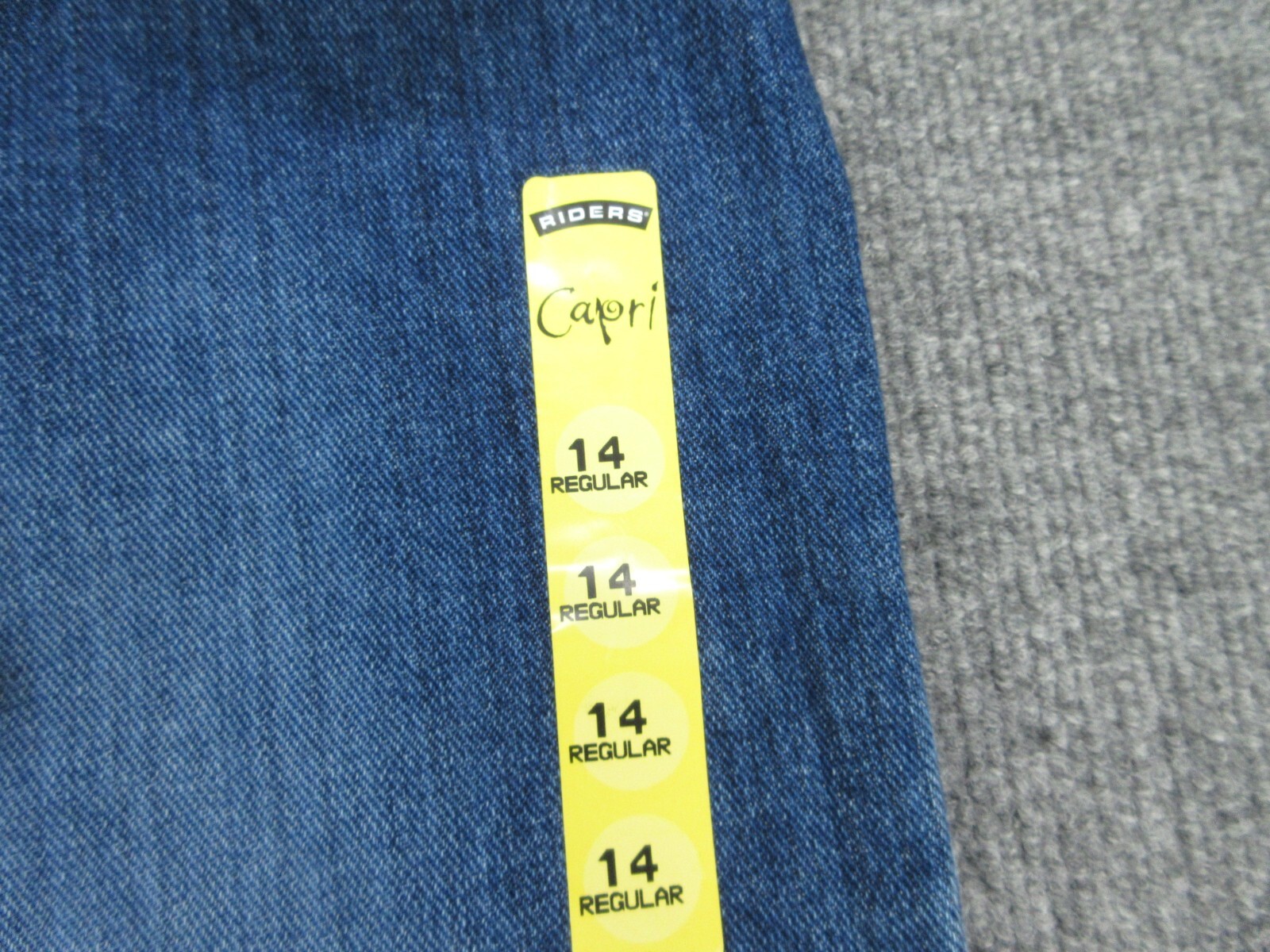 Foto 10 di 13