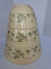 3 Vintage Pyrex Shenandoah Green on Yellow Daisies Mixing Nesting Bowl Set