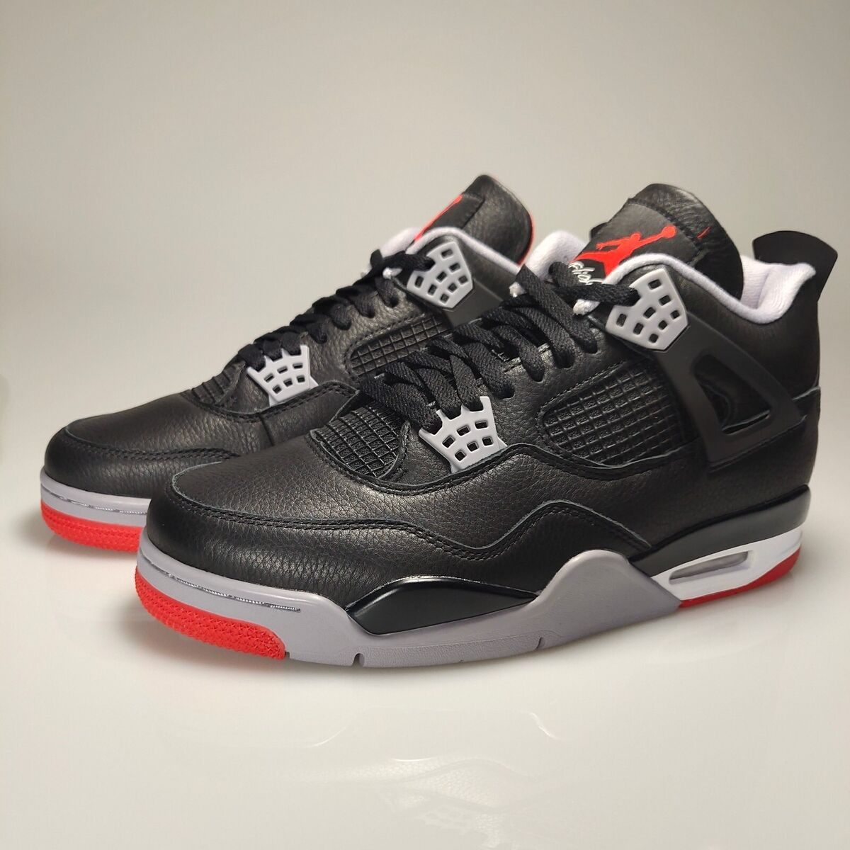 Jordan 4 Retro Bred Reimagined BLACK/CEMENT GREY Men's Jordan 4 Retro Bred Reimagined BLACK/CEMENT GREY Men's