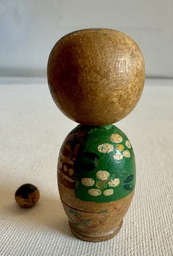 Vtg Kokeshi Bobble Head Dolls Nesting Mother with 1 Child Father Japan READ - Picture 4 of 18