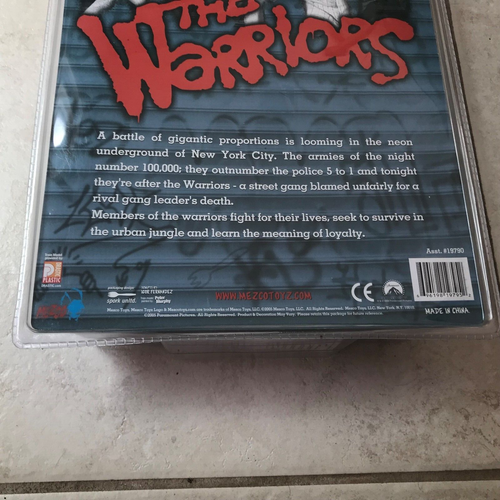 The Warriors Baseball Furies Yellow Face Actionfigur 2005 Mezco signiert RAR - Bild 7 von 7