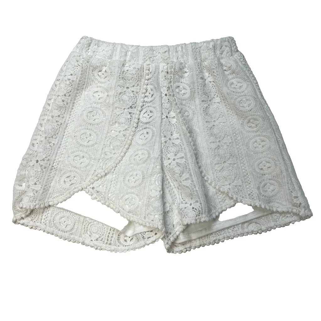 Кружевные белые шорты для женщин