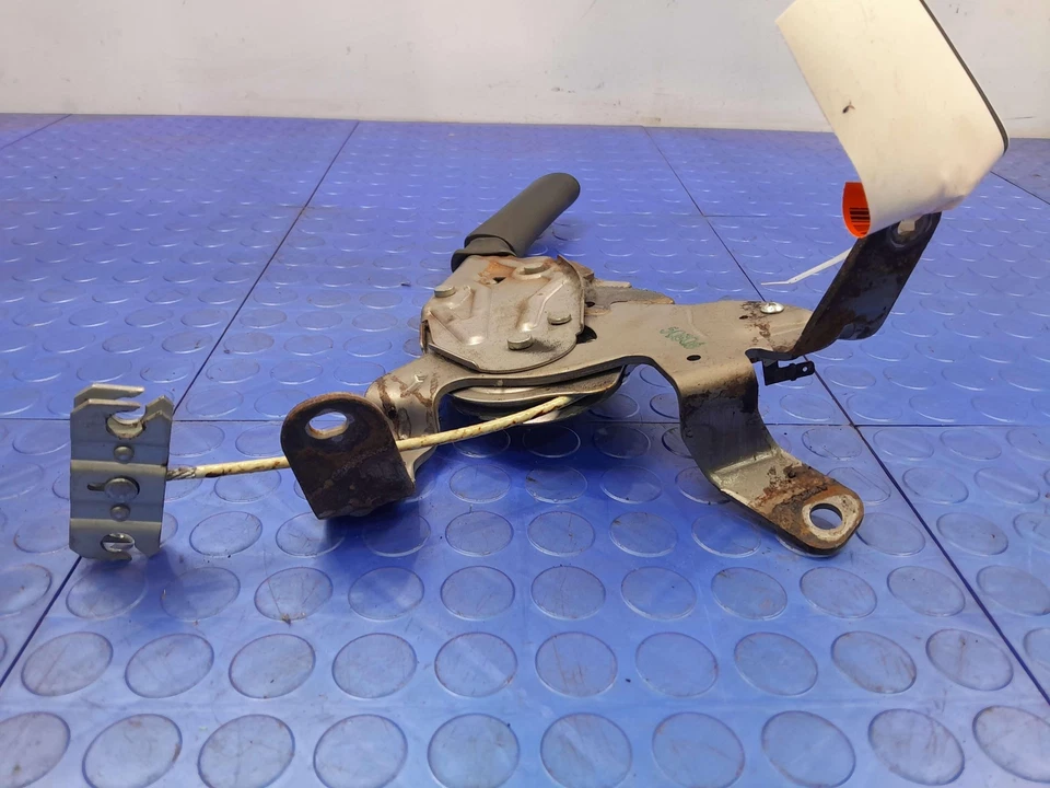 Palanca de liberación de freno de estacionamiento 13-17 Subaru XV Crosstrek negra OEM 26001SC020JC Foto 4 de 4