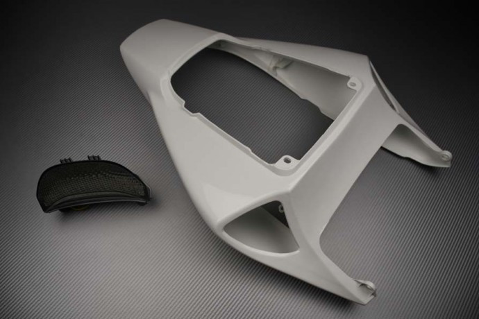 Coque arrière à peindre et feu stop fumé pour réparer CBR 1000 RR