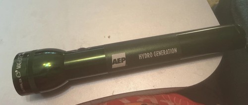 MAGLITE 3-Cell D Flashlight, Green AEP HYDRO GENERATION TESTED WORKS!!