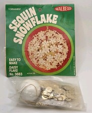 Walbead Sequin Snowflake Christmas Ornament Kit Daisy Flake VIntage 1977 NOS