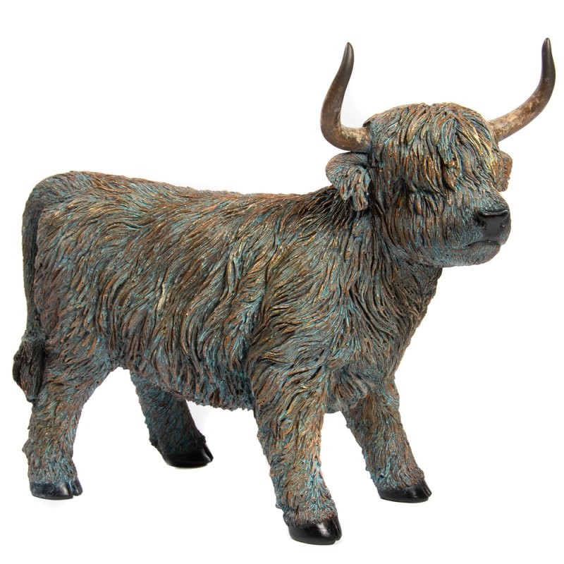 Highland Cow Walking Statue Medium Ornament Figurine Rustic Home Decoration Gift