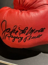 JAKE LAMOTTA HAND SIGNED AUTOGRAPHED BOXING GLOVE WITH PROOF AND COA VERY RARE