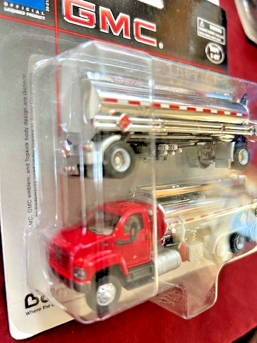HO Scale Boley #3018-16 GMC Top Pick red cab, silver double tankers - Picture 2 of 3