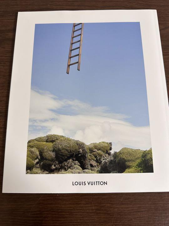 LOUIS VUITTON LV THE BOOK #12 Catalog Not for Sale Rare Collection