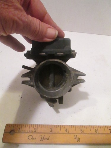 Porsche 914 Air Flow Meter and Throttle Body Part # 022 133 067 from 1.8 Liter - Picture 5 of 11