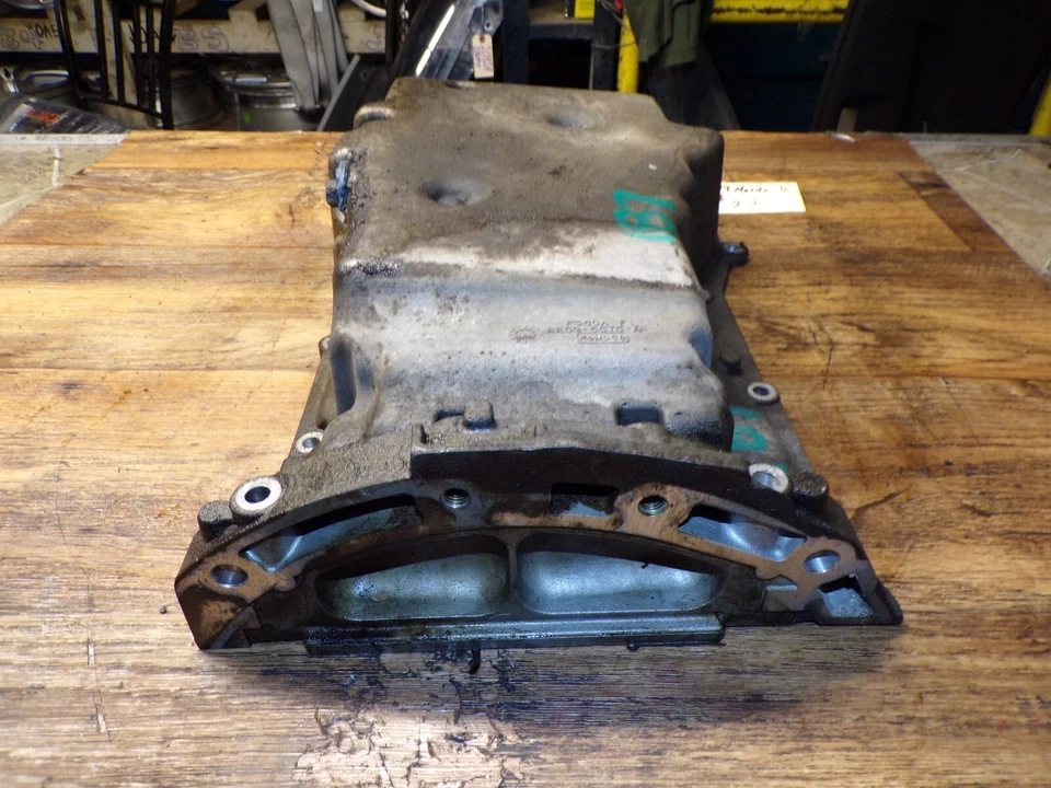 MAZDA 6 2009-2010 2,5 L VIN A OCTAVO DÍGITO ENG CÁRTER DE ACEITE FABRICANTE ORIGINAL ID-8E5G-6675-AE Foto 3 de 4