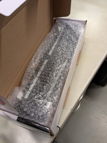 WBOX 0E-C5EPP12V Cat 5E Patch Panel 12 Port Vertical Mount W/ Bracket SHIPS FREE - Picture 2 of 2