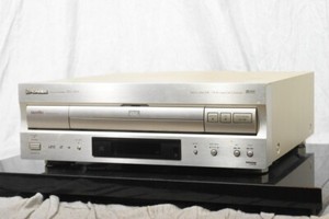 Pioneer Laserdisc Player DVL-909 CD LD DVD Gold NTSC