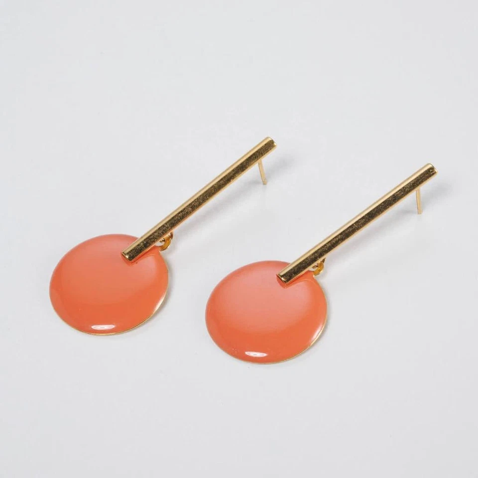 Group of Three (3) Enamel Pierced Earrings Including MMA, Signed Foto 2 de 4