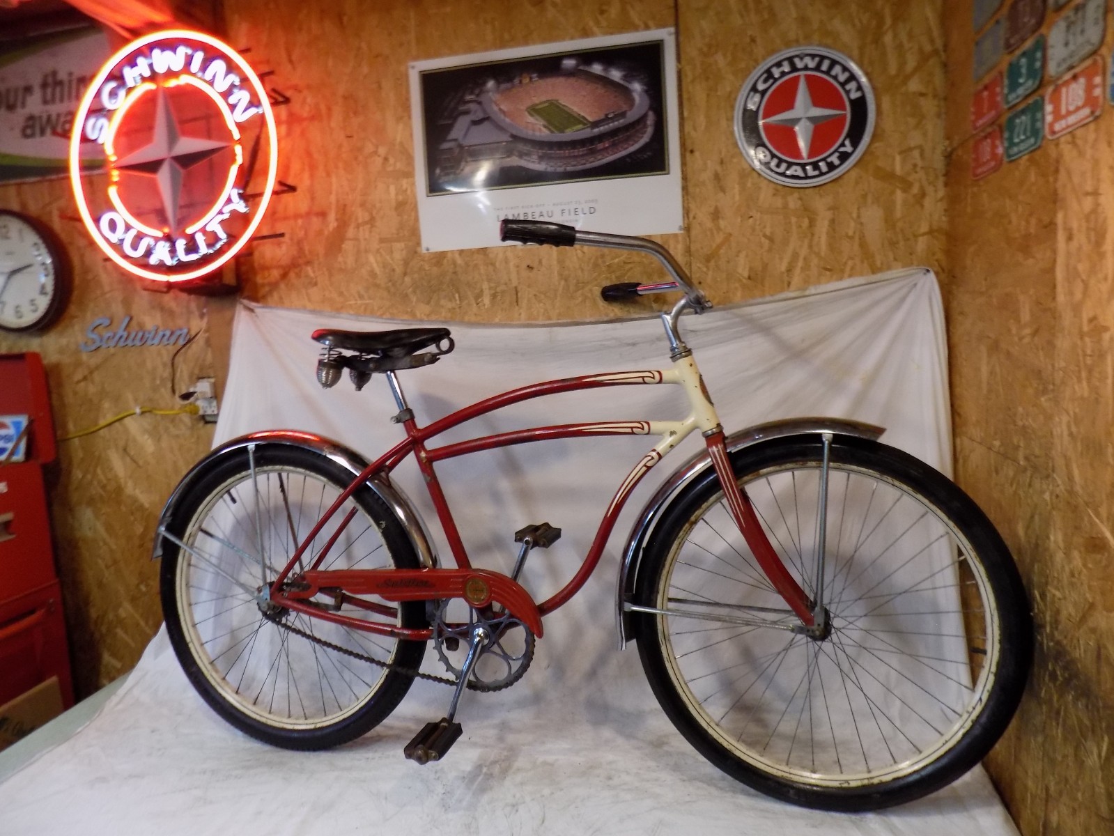 1952 SCHWNN SPITFIRE DX VINTAGE CRUISER BIKE PANTHER HORNET B6 JAGUAR SKIPTOOTH