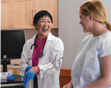 * MARGARET CHO * signed 8x10 photo * LIFE & BETH *