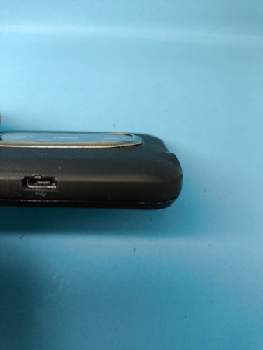 Original HTC EVO 3D X515m G17 Unlocked 3D Mobile Phone - Picture 5 of 6