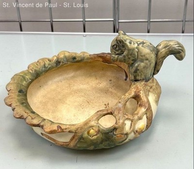 Antique 1920's WELLER Pottery Woodcraft Squirrel Bowl Nut Bowl -