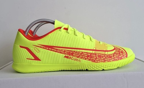 Nike Mercurial Vapor 14 Club Football Astro Trainers TF Volt UK Size 8 Neon - Picture 2 of 4