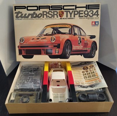Porsche Turbo RSR Type 934 1:12 TAMIYA Model Kit NEW MIB Unbuilt