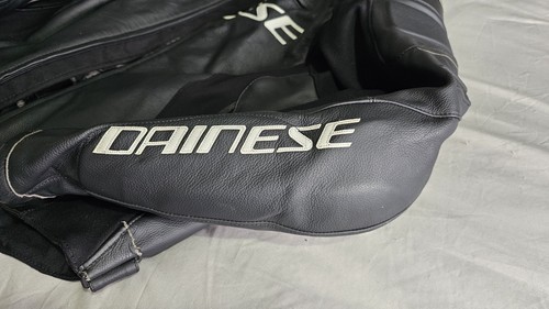 Mens Dainese Racing 3 Jacket Black Leather Size 52 M/L In Excellent Condition - Picture 5 of 10