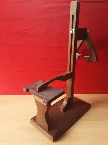 Universal Clock Repairers Test Stand  Holds All types of spring drive Movements  - Picture 2 of 19