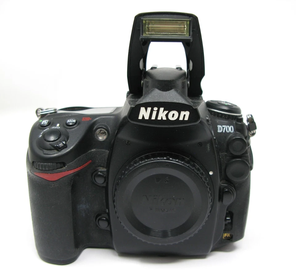 Nikon D700, photo 3 of 5