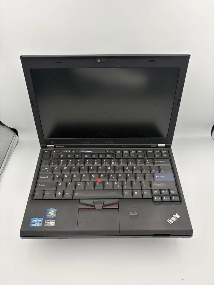 Lenovo ThinkPad X220 12.5in. (300GB, Intel Core i5 2nd Gen., 2.5GHz, 8GB) - Image 2 of 4