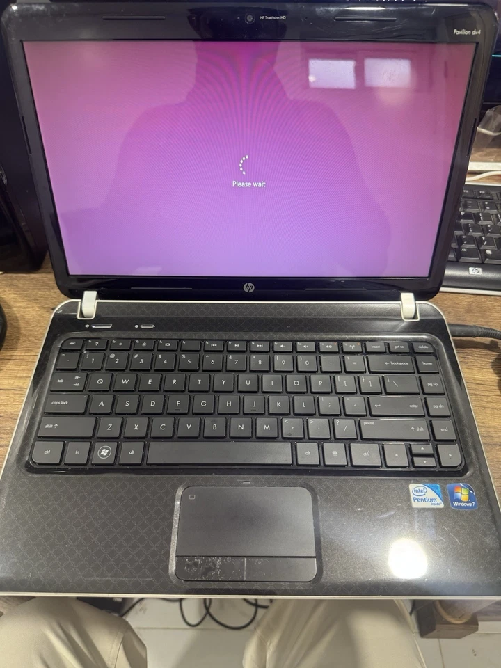 HP Pavilion dv4 14" Intel C2D T6600 @ 2.3GHz | 4GB RAM | 500GB HDD con Windows 10 Foto 4 de 4