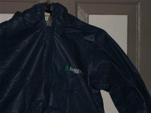 Frogg Toggs Youth Ultra Lite Waterproof Rain Jacket Medium Royal Blue UL12304-12 - Picture 2 of 3