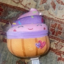 NWT -  Kimmie the Valentine Cupcake  Kellytoy Squishmallow Soft Plush 