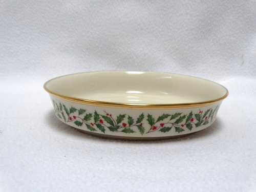 2003 Lenox Holiday Holly & Berry Coupe Soup Bowl 7.5" dia. x 1 .5"h New No Box