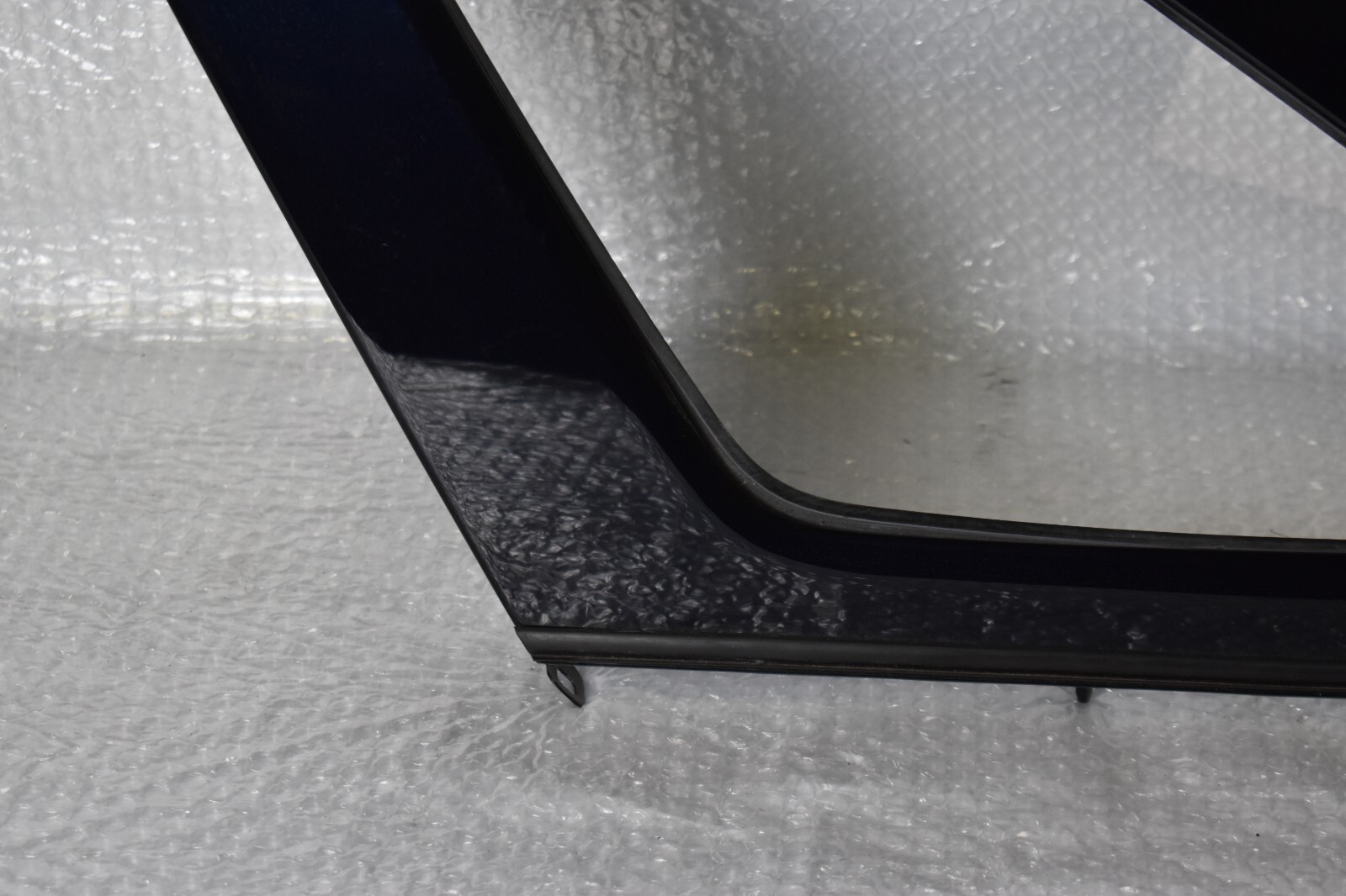Rolls Royce Phantom Drophead right vent glass stainless steel trim 51137165555