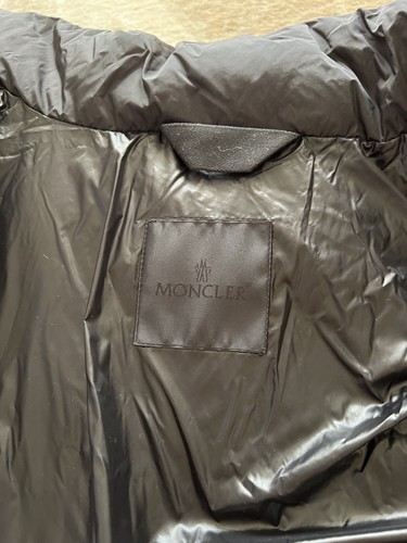 PRE-OWNED MONCLER BLACK POLYAMIDE DOWN JACKET FOR MEN SIZE:5 XL OVERSIZED - Picture 8 of 10