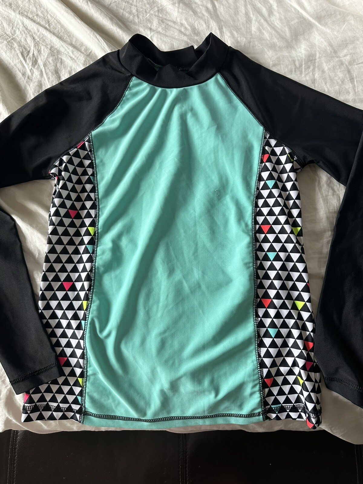 Picture 1 of 2