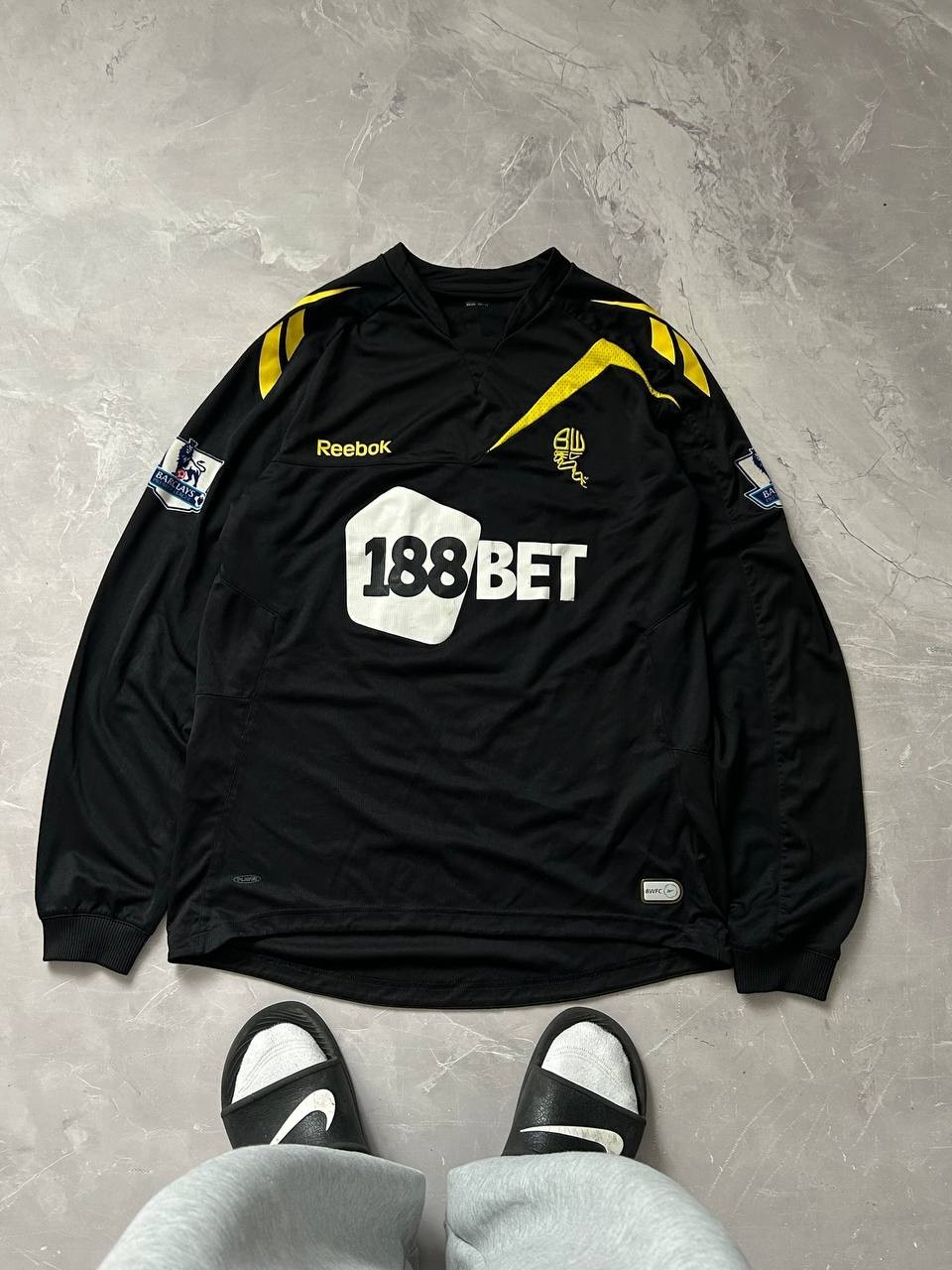 Reebok Bolton Wanderers 2010/11 Holden #8 Vintage Third Football Jersey