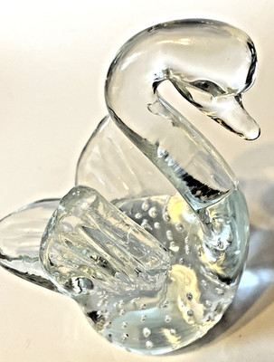Vintage Swan Art Glass Paperweight Clear  Wings Up Hand Crafted Taiwan