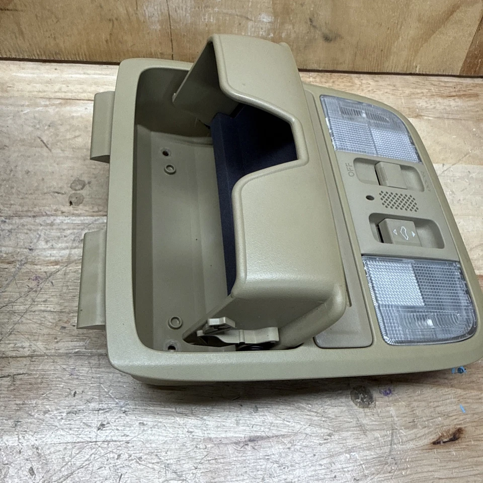 2008-2012 Honda Accord Roof Overhead Console Dome Light Tan Beige Oem - Image 4 of 4