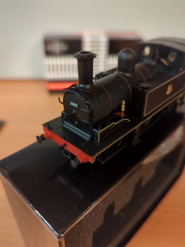 KERNOW MRC K2106 BR 0-4-4 ADAMS CLASS O2 LOCOMOTIVE 30193 - Image 3 of 4