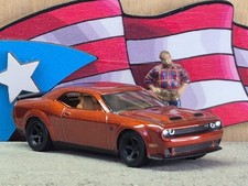 AW AUTO WORLD PREMIUM 2021 DODGE CHALLENGER LOOSE 1:64 MODERN MUSCLE SERIES