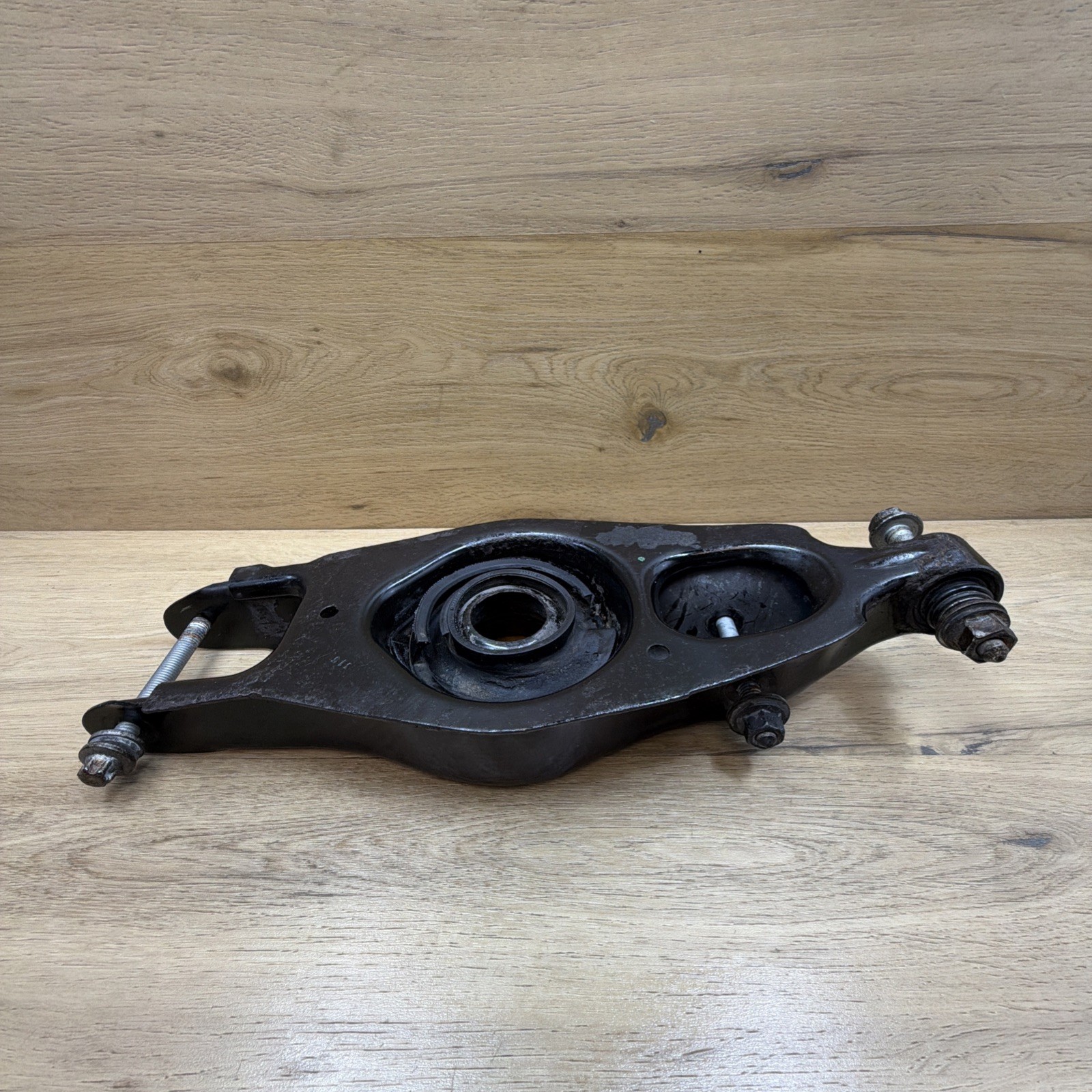 🟢 2014-2017 Maserati Ghibli Rear Left Side Suspension Lower Control Arm🟢