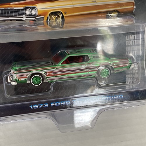 Greenlight 1973 FORD THUNDERBIRD California Lowriders GREEN CHROME CHASE - Picture 2 of 8