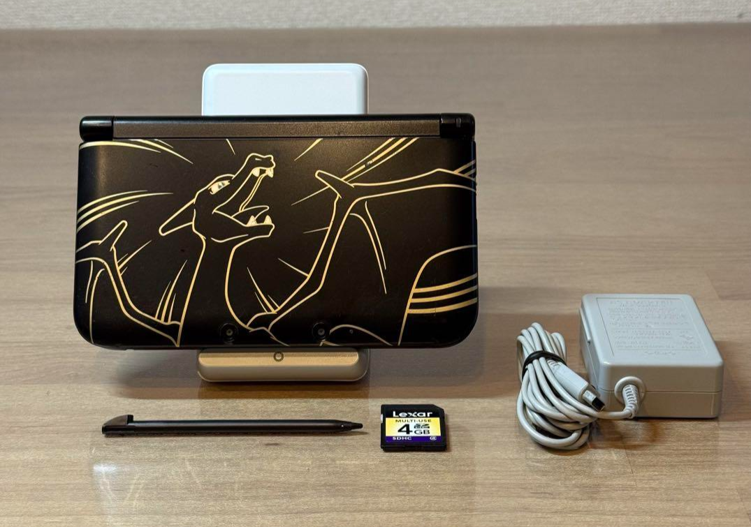 Nintendo Switch Nintendo3DSLL LIZARDON EDITION s-l400.jpg