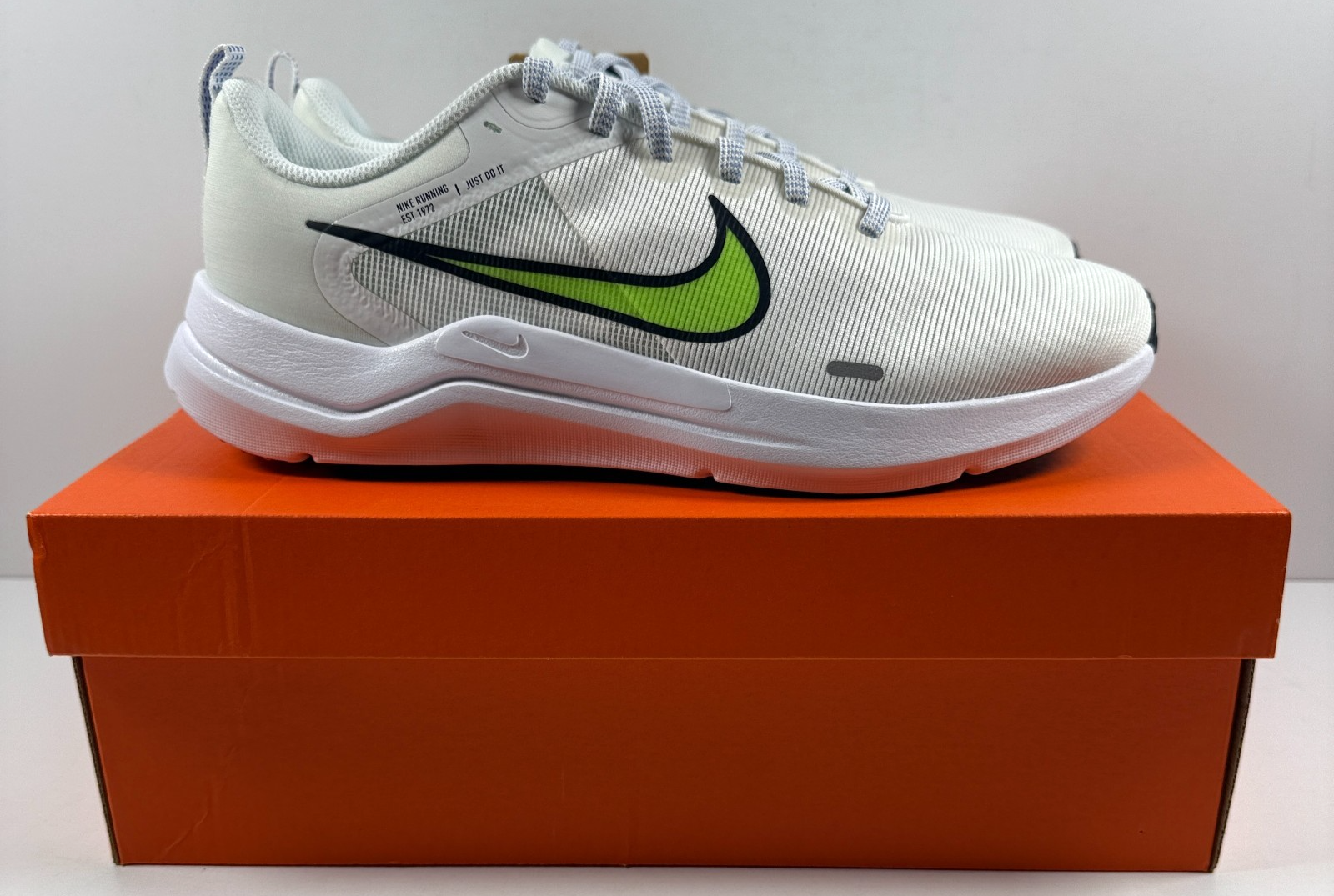 Nike Downshifter 12 Womens Shoes Size 11.5 Lime Summit White DD9294-104