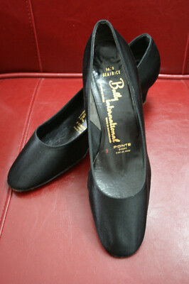 Damen Pumps Bally Schwarz Beatrice 5070 außen Stoff, innen Leder 37 D 