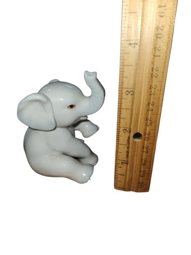 Lenox Princeton Gallery "Treasury Of Elephants" Baby Elephant Figure White 3.5" - Picture 8 of 8