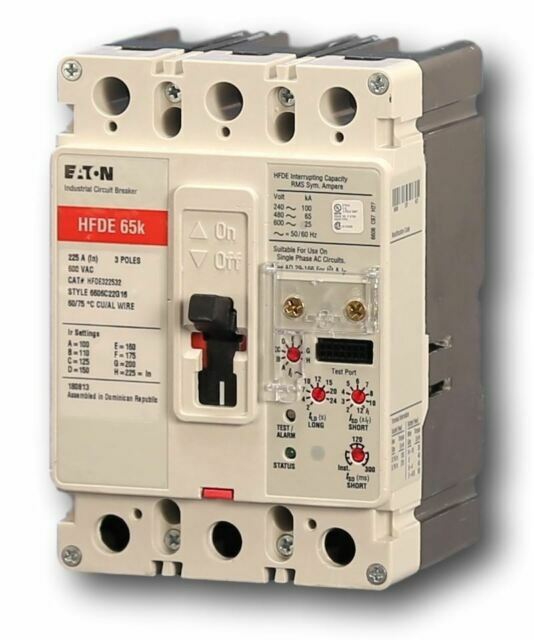 3 PHASE CUTLER HAMMER CH330 CIRCUIT BREAKER 30 AMPS 240 VAC 3 POLE