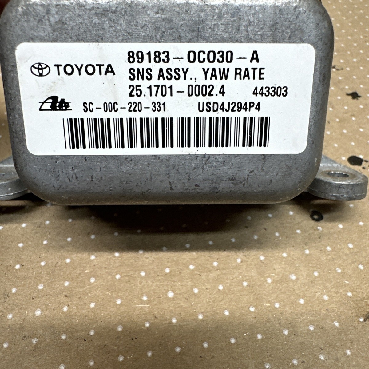 TOYOTA SEQUOIA STABILITY YAW RATE SENSOR MODULE 89183-0C030