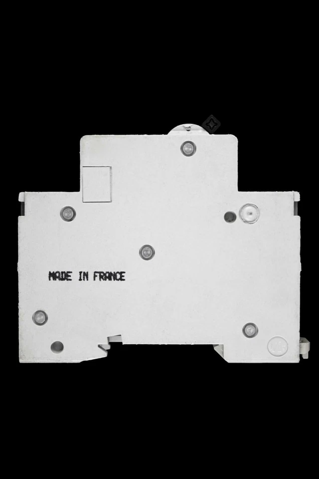 SQUARE D 20 AMP CURVE B 6kA MCB CIRCUIT BREAKER DOMAE DOM20B6 - Image 3 of 4